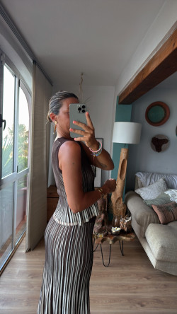 FUNKY, conjunto punto.