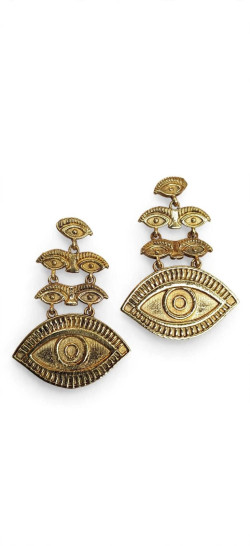 ISIS dorado, pendientes