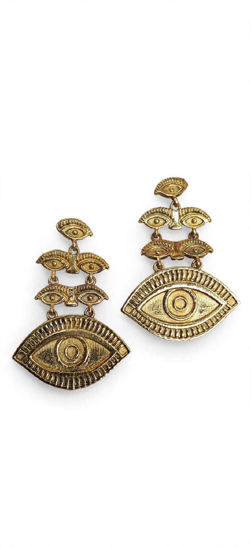 ISIS dorado, pendientes