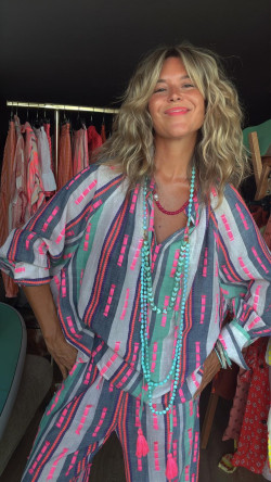 NESTA, Azul Camisa