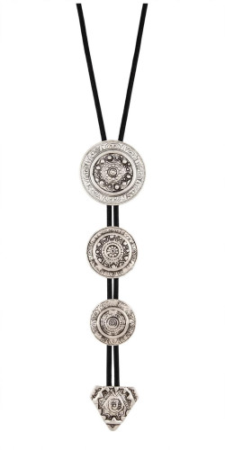 AZTECA,collar plateado.