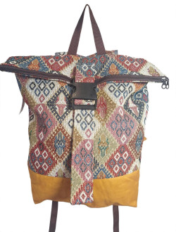 ANIESTA  mostaza, mochila étnica