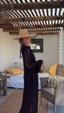 ROMANTIC , vestido encaje negro