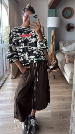 KAMILO pantalón bolsillos laterales, kaki