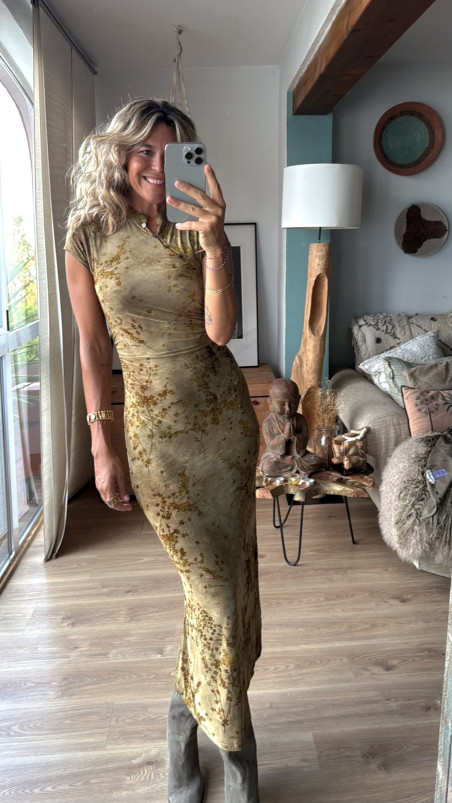 Avalon verde, vestido elástico con relieve terciopelo. PREVENTA