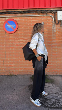 LERIDA, Negro Lavado Pantalón