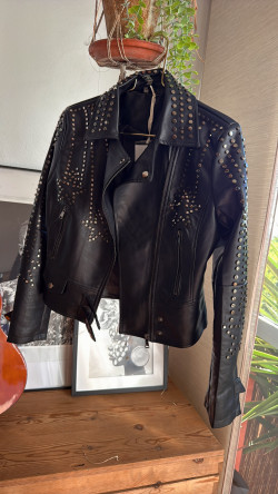 CHILCHES, Negro Chaqueta Biker