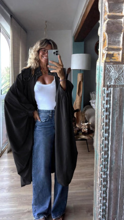 DANES, Negra Gabardina