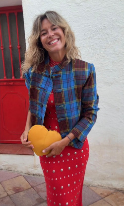 Corazon , bolso amarillo