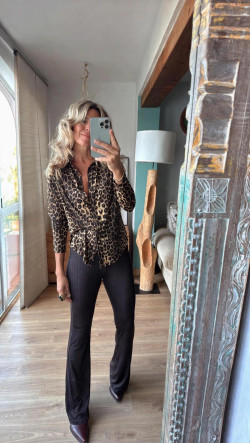 ELENA, Leopardo Camisa