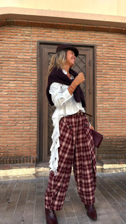 WILI pantalón burdeos