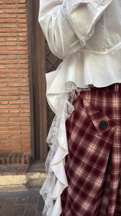 WILI pantalón burdeos