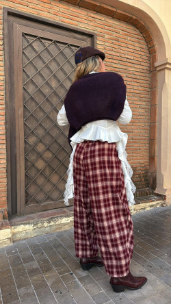 WILI pantalón burdeos