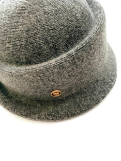 BRIGGITE, Gris Sombrero