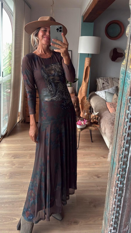 NORA , vestido estampado de tul .