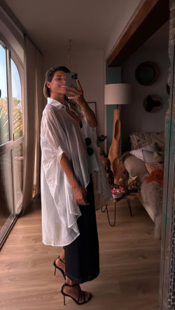 CANAL, Blanca Camisa